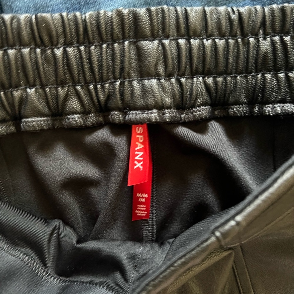 SPANX Black Leather-Look Leggings